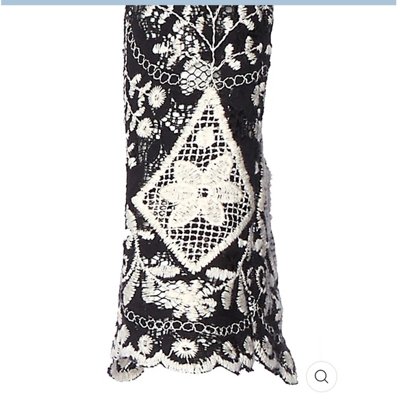 Alice + Olivia Stara V Neck Midi Kaftan - Picture 2 of 12